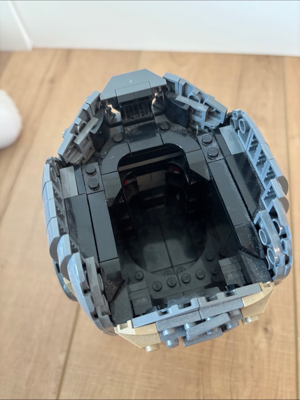 Lego Star-Lord Helmet pencil holder - Picture 4 of 5